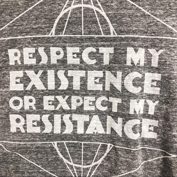 Big Glitter Cut Out Graphic Tank - Picture 2 of 3